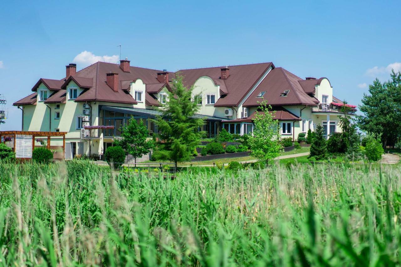 Dworek Helena Hotel Biala Podlaska Exterior photo